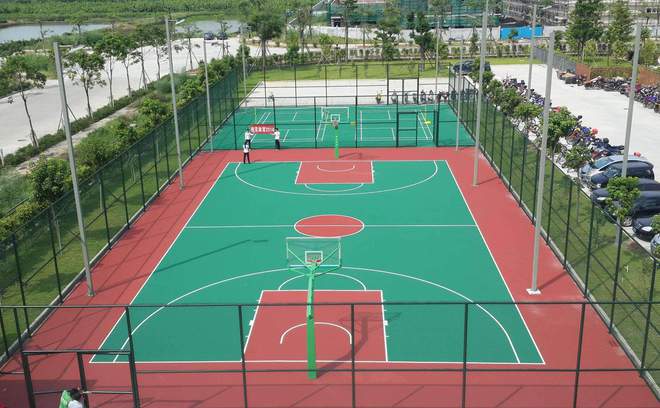 篮球场的材质标准篮球场尺寸的造价KK体育多少钱一平(图2)